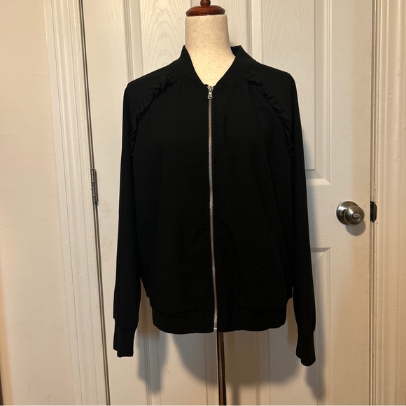 A New Day black ruffle bomber style jacket blazer L - Picture 2 of 8
